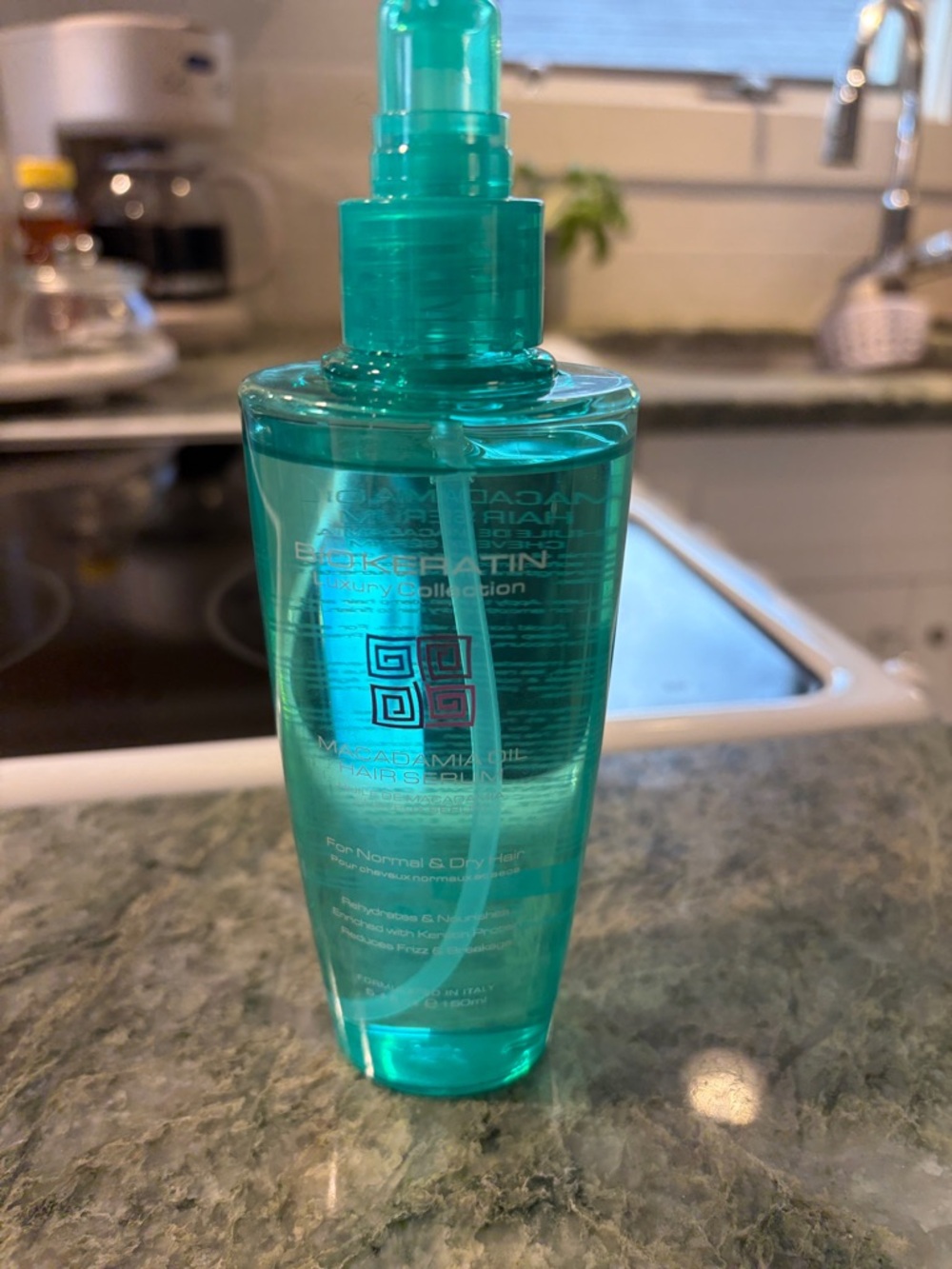 Biokeratin macadamia oil hair serum